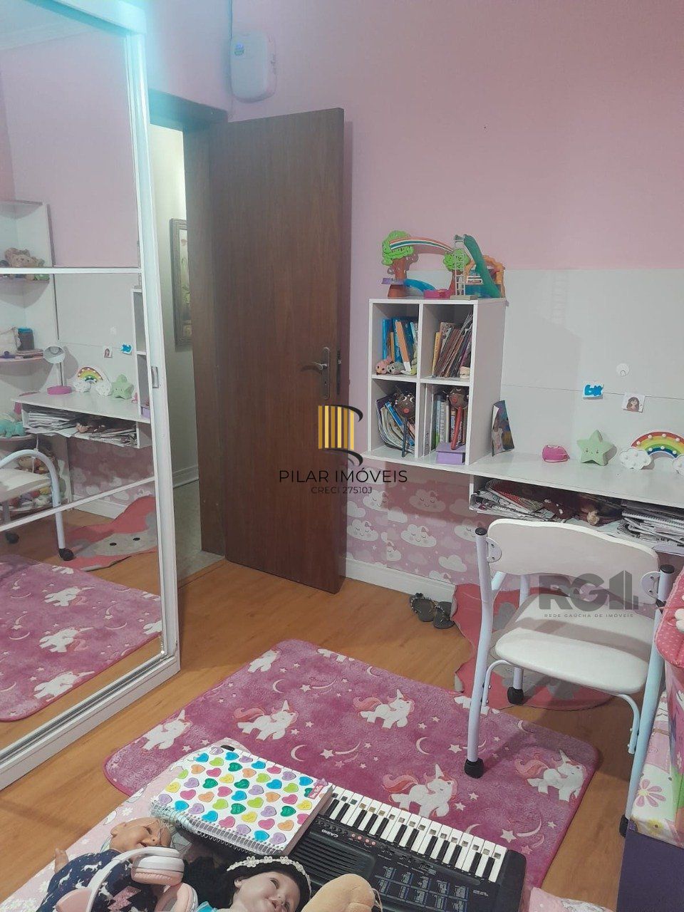 Casa 3 dormitórios, 1 suíte, vaga de garagem, Bairro Parque da Matriz