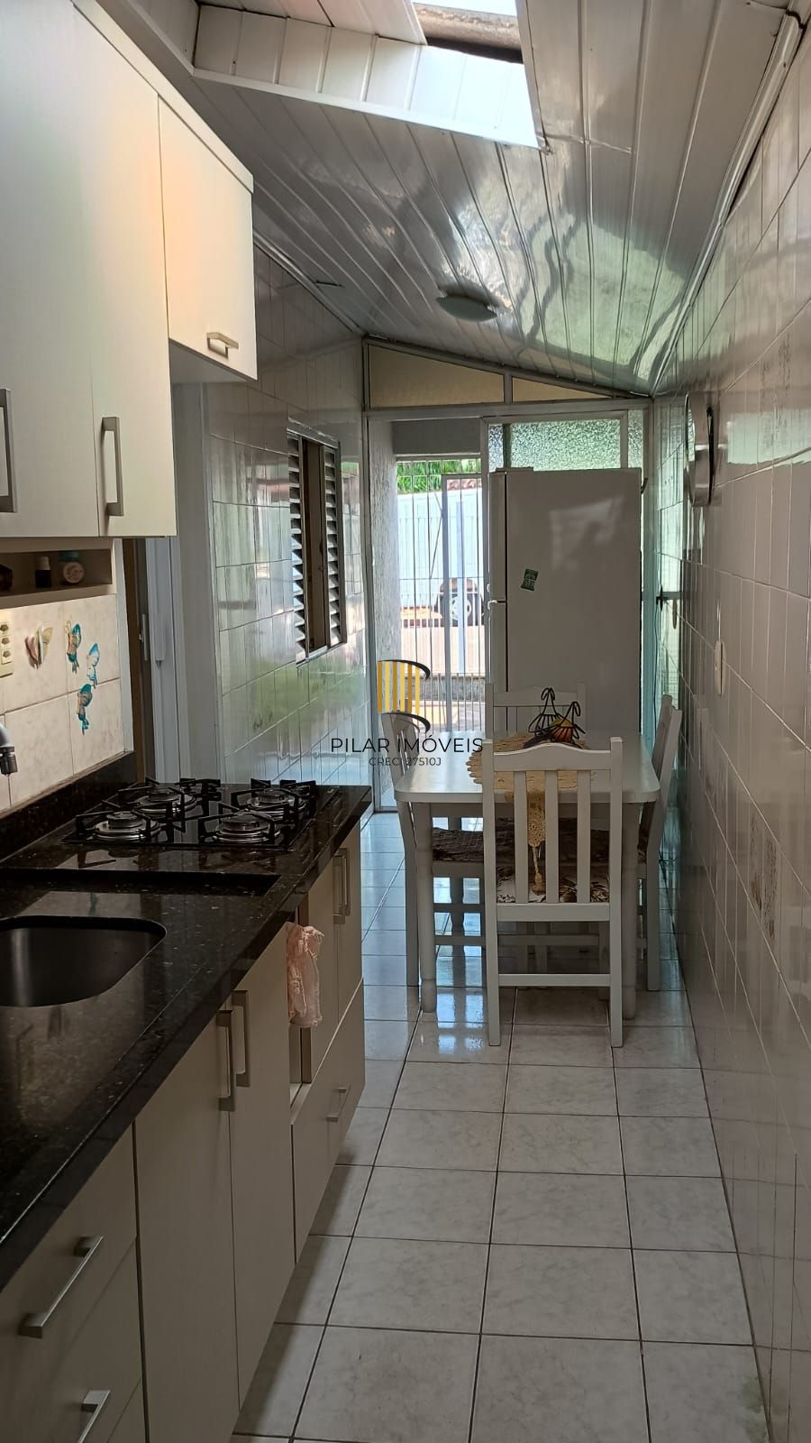 Casa 2 dormitórios, 7 vagas garagem, Bairro Bom Princípio