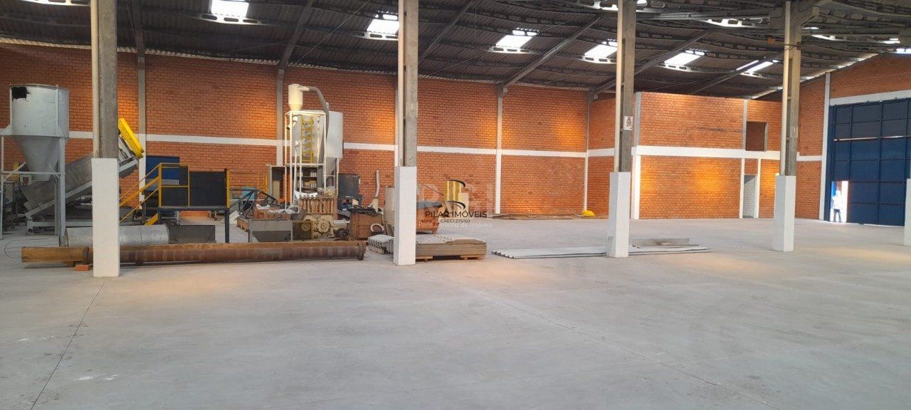 Pavilhão para Venda - 1296.8m², 0 dormitórios, Três Portos