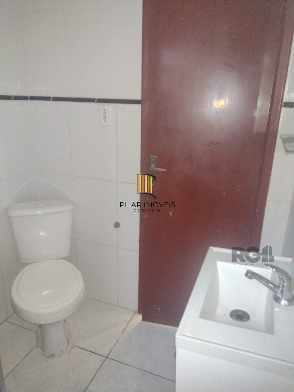 Casa 2 dormitórios, 1 vaga, Bairro Vila Cachoeirinha
