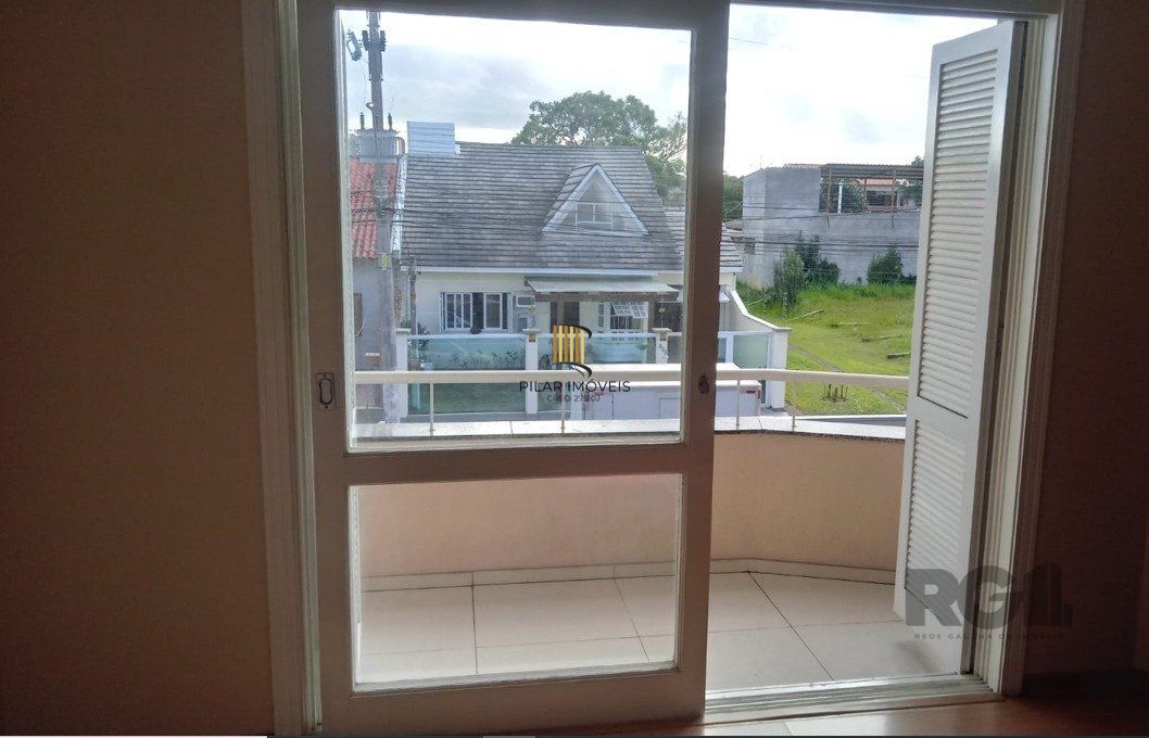Casa sobrado semi mobiliado, 3 dormitórios, 1 suíte master, vagas de garagem, Bairro Parque da matriz