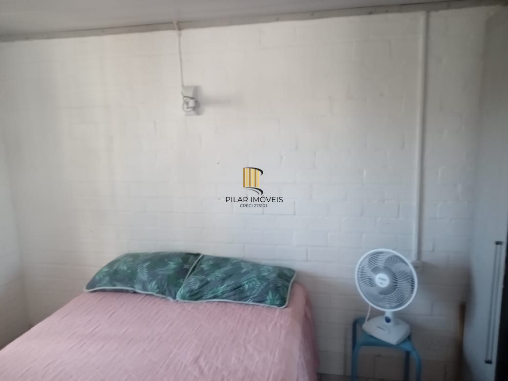 Casa 2 dormitórios, 1 suíte, 2 vagas