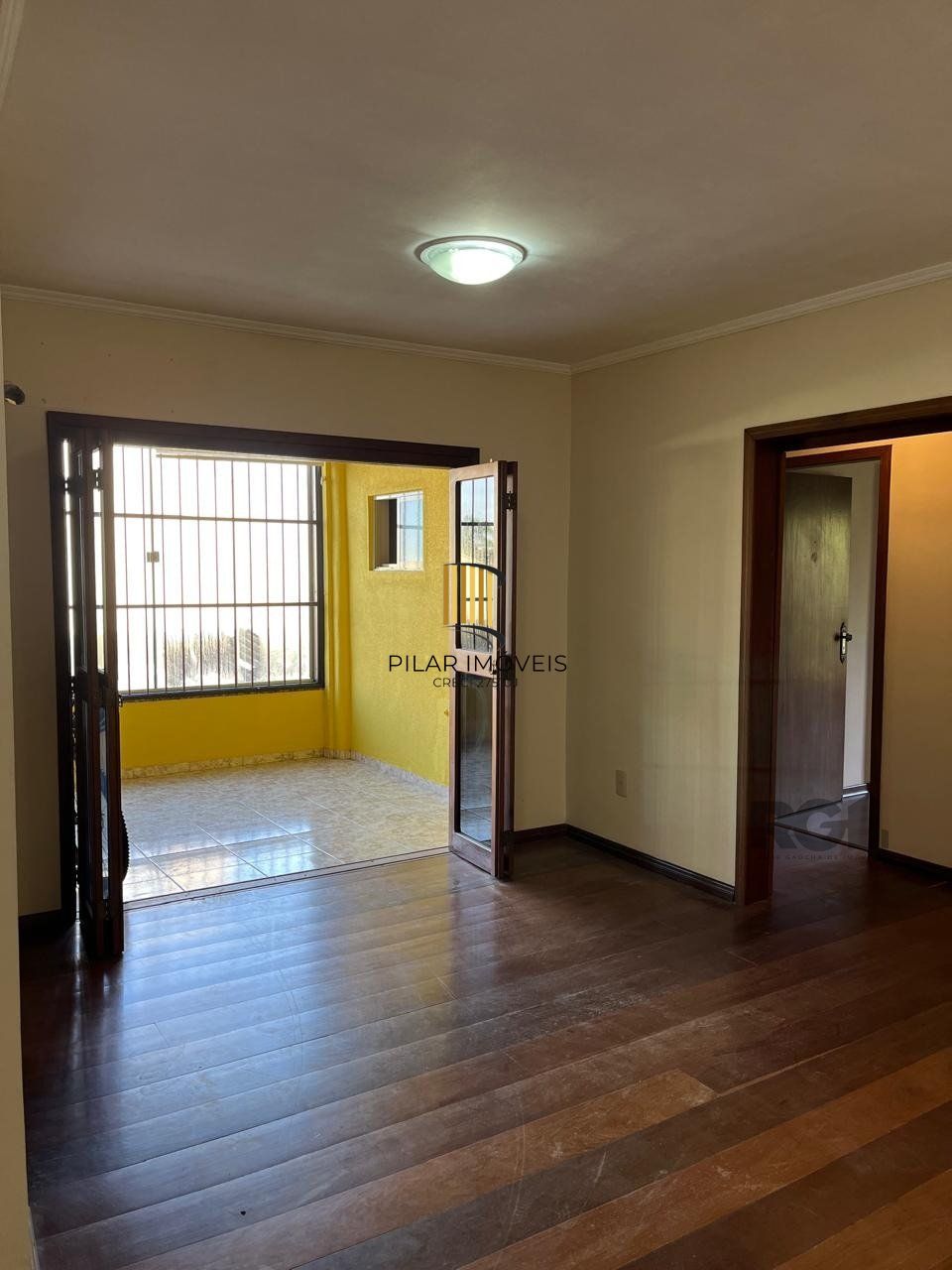 Apartamento 3 dormitórios, 1 suíte, 2 vagas, Bairro Eunice Nova