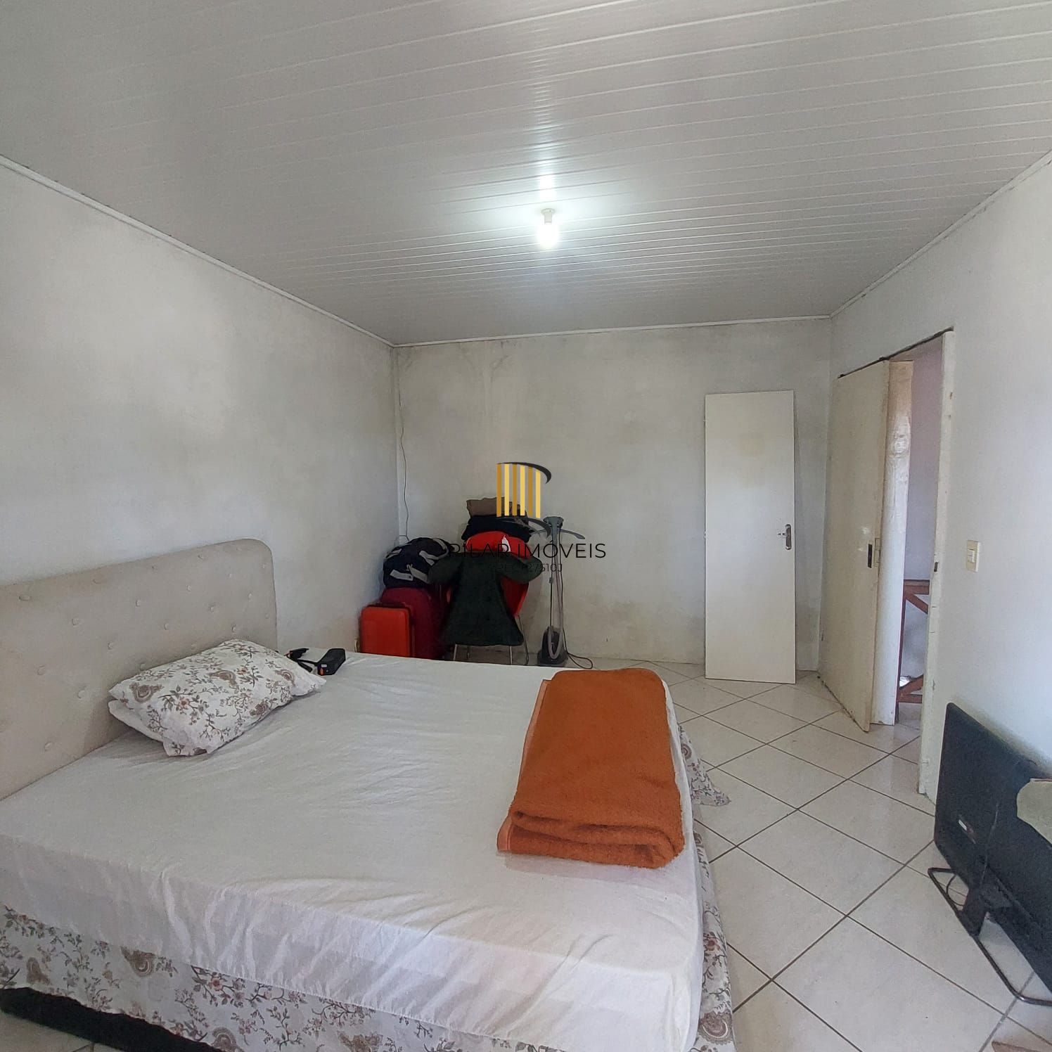 Casa 3 dormitórios, 1 suíte, 1 vaga, Bairro Parque da Matriz