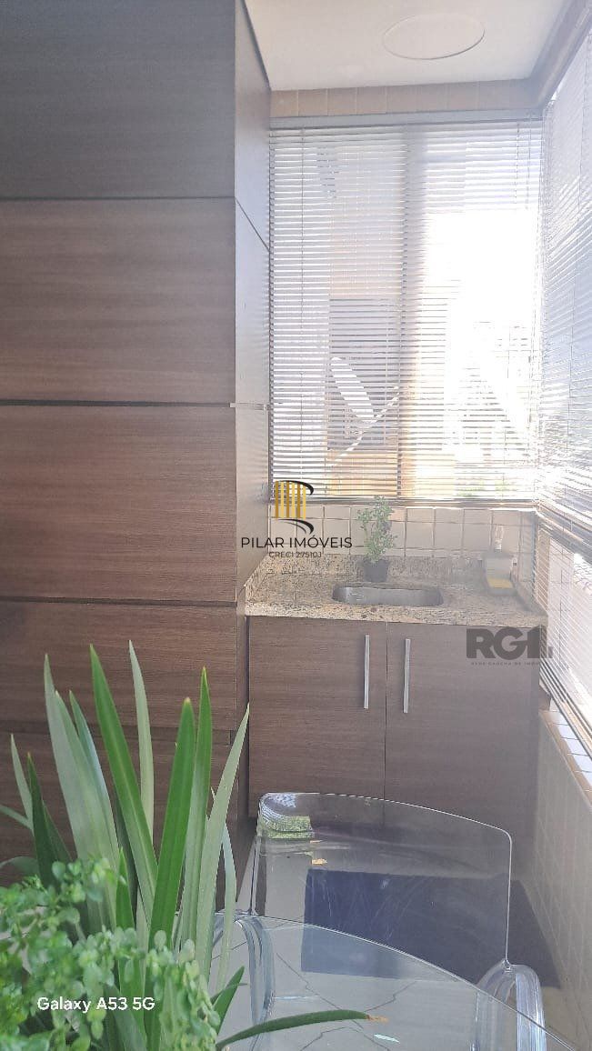 Apartamento semi mobiliado, 3 dormitórios, 1 siíte, 2 vagas, Bairro Vila Eunice