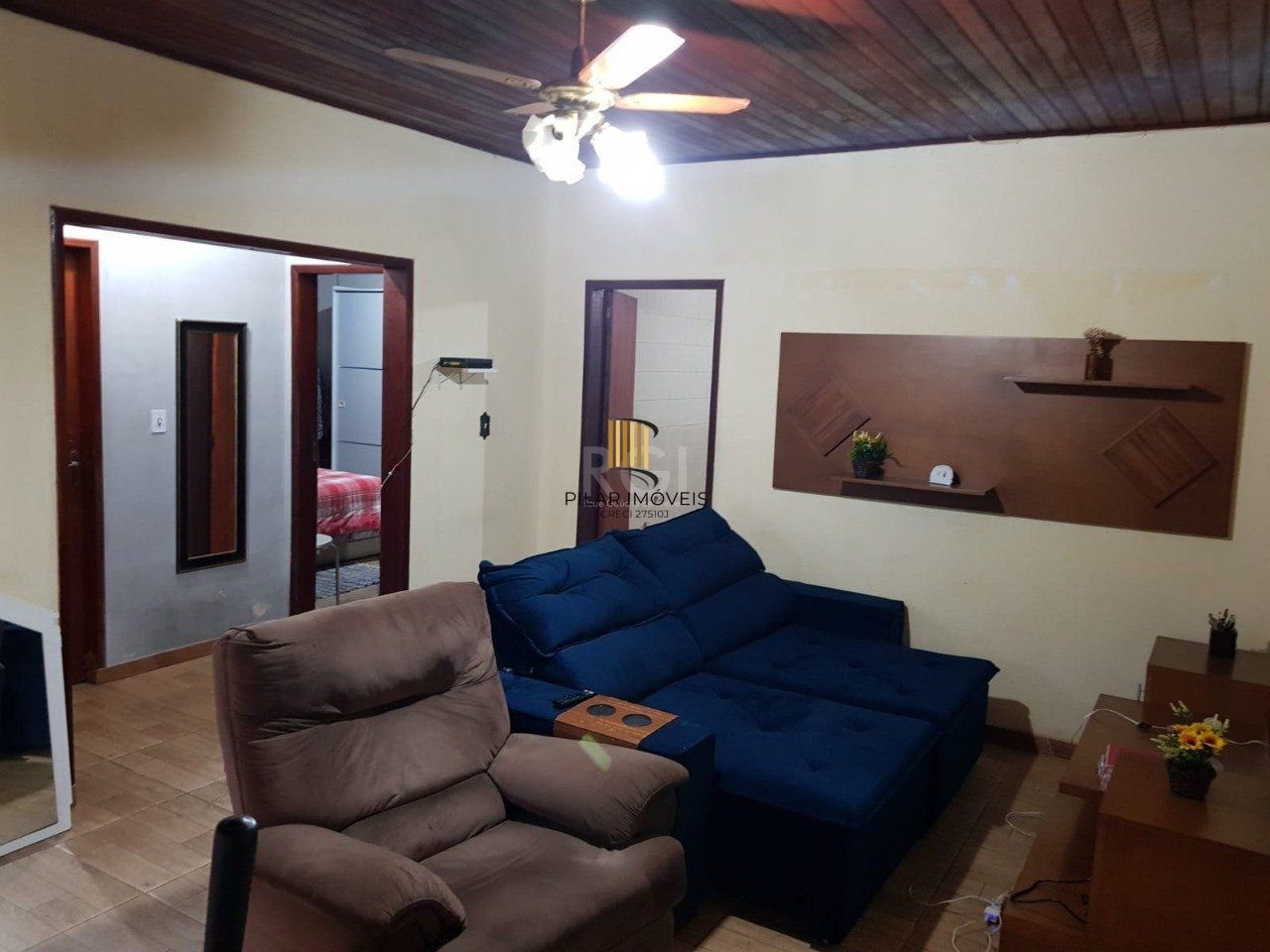 Casa 2 dormitórios, vaga de garagem, Bairro Vila Cachoeirinha