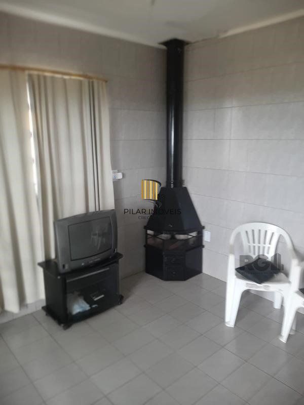 Casa 4 dormitórios, 1 suíte, vagas de garagem, Bairro Bom Princípio