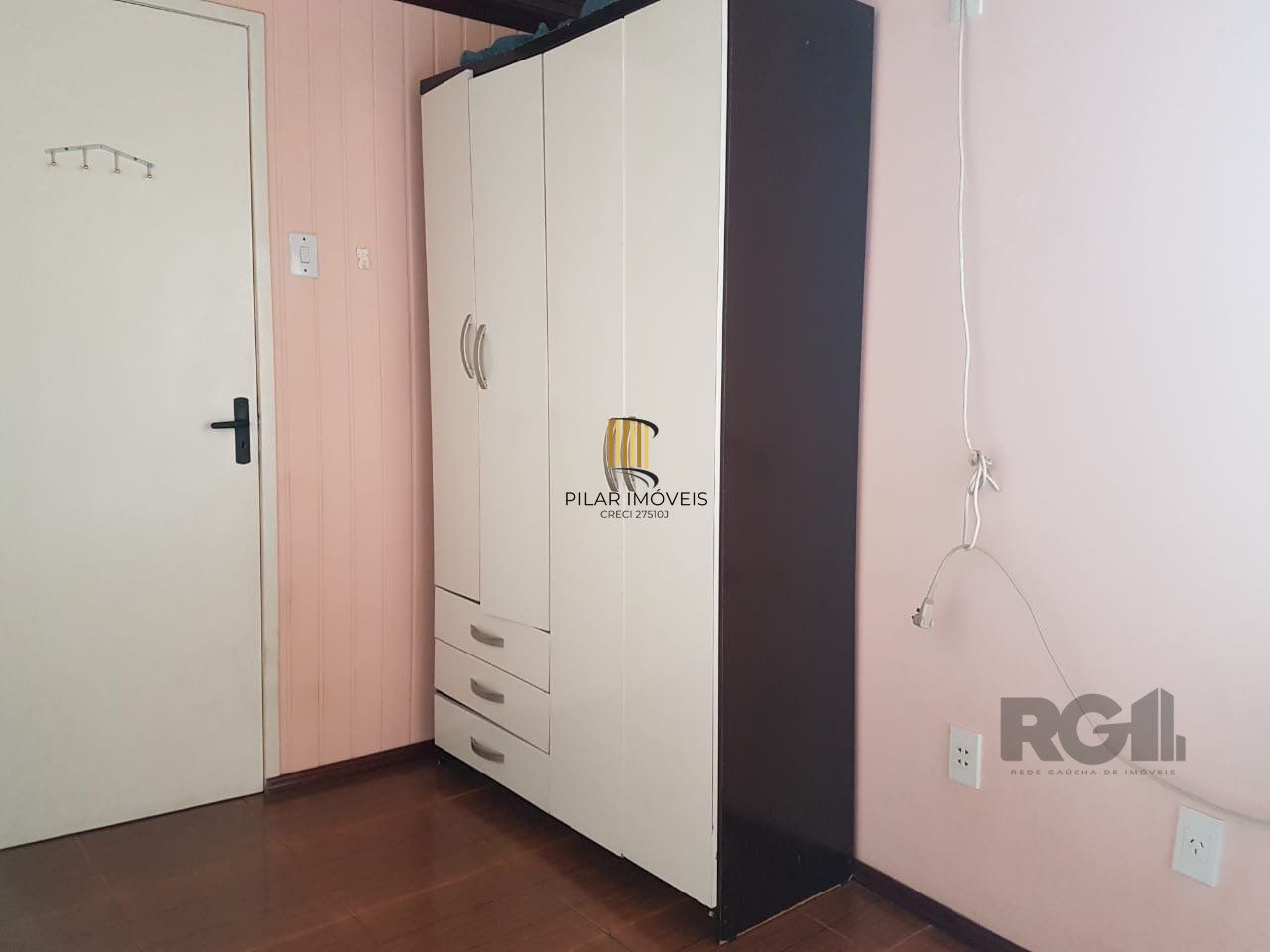 Casa 2 dormitórios, 2 vagas, Bairro Espirito Santo