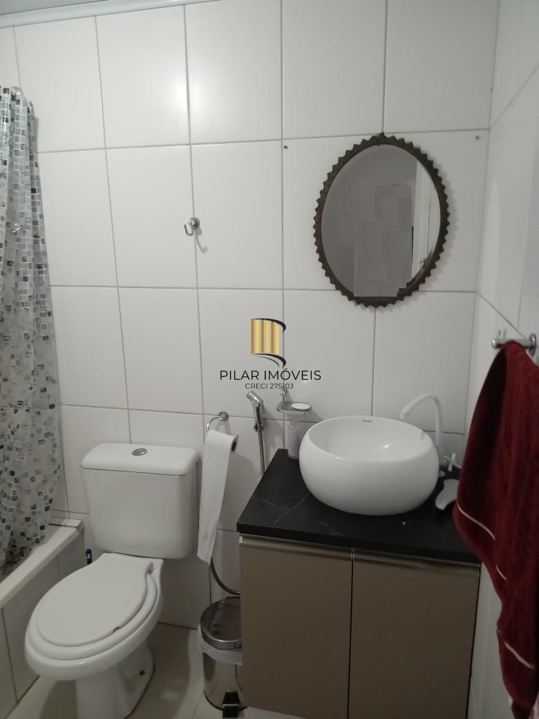 Casa 2 dormitórios, 1 suíte, 2 vagas