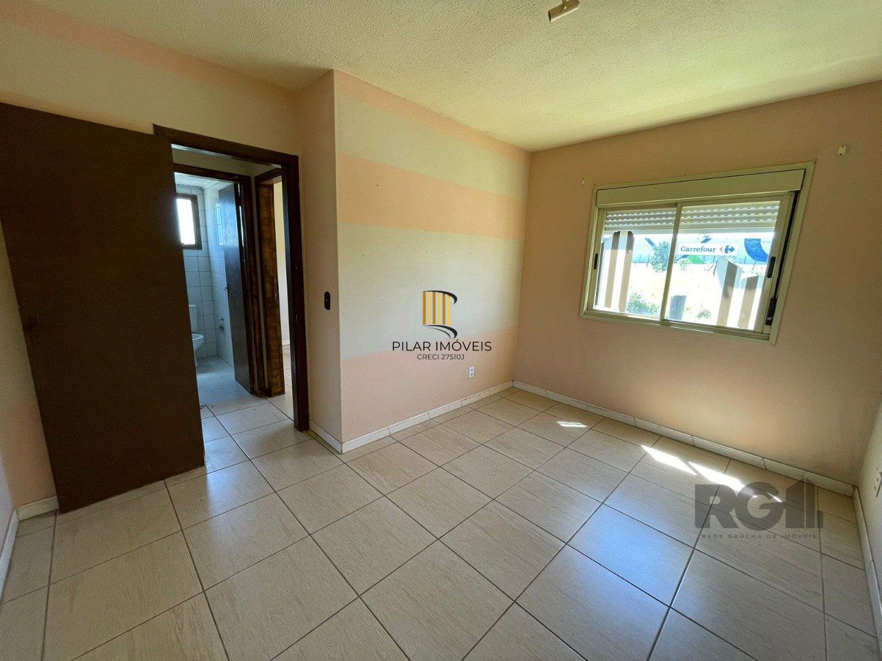 Apartamento 2 dormitórios, 1 box, Bairro Monte Carlo