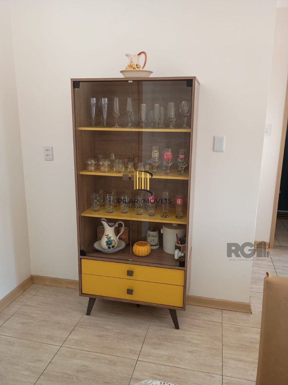 Apartamento semi mobiliado, 1 dormitporio, Bairro Santo Angelo