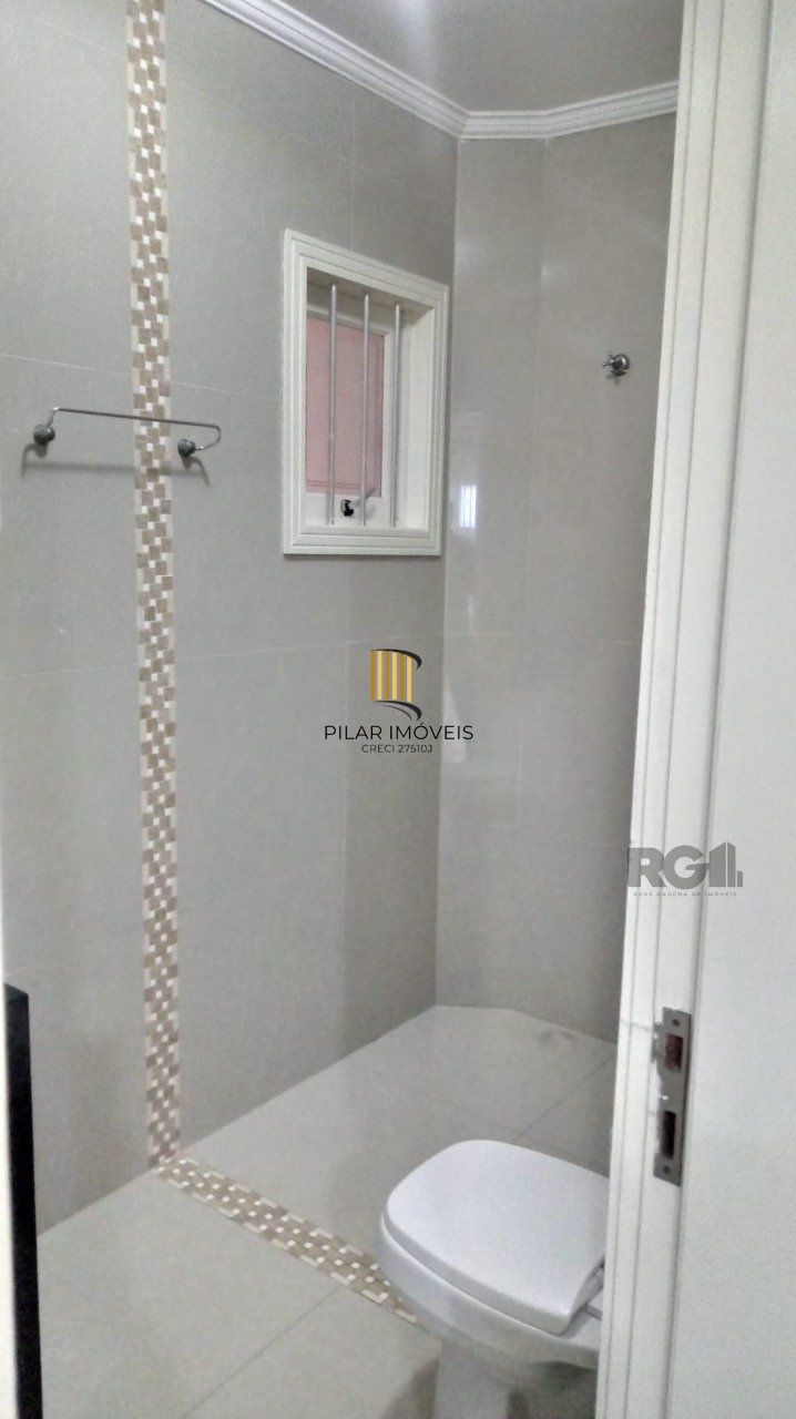 Casa sobrado semi mobiliado, 3 dormitórios, 1 suíte master, vagas de garagem, Bairro Parque da matriz