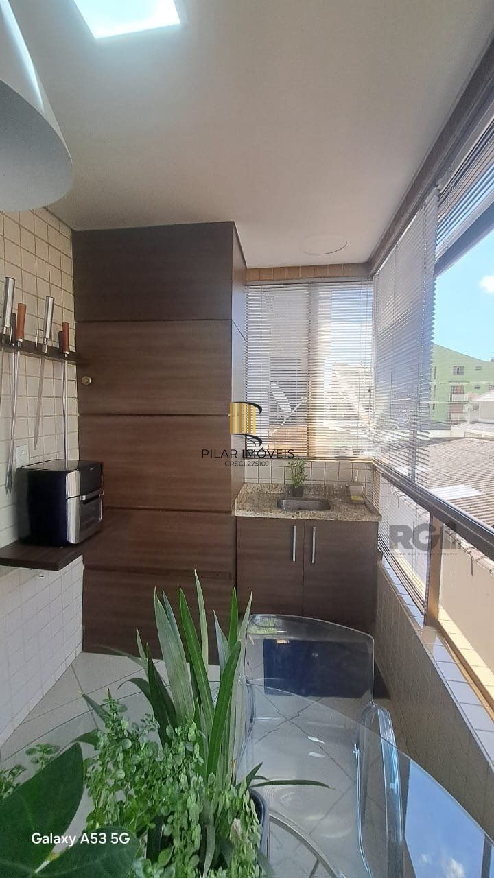 Apartamento semi mobiliado, 3 dormitórios, 1 siíte, 2 vagas, Bairro Vila Eunice