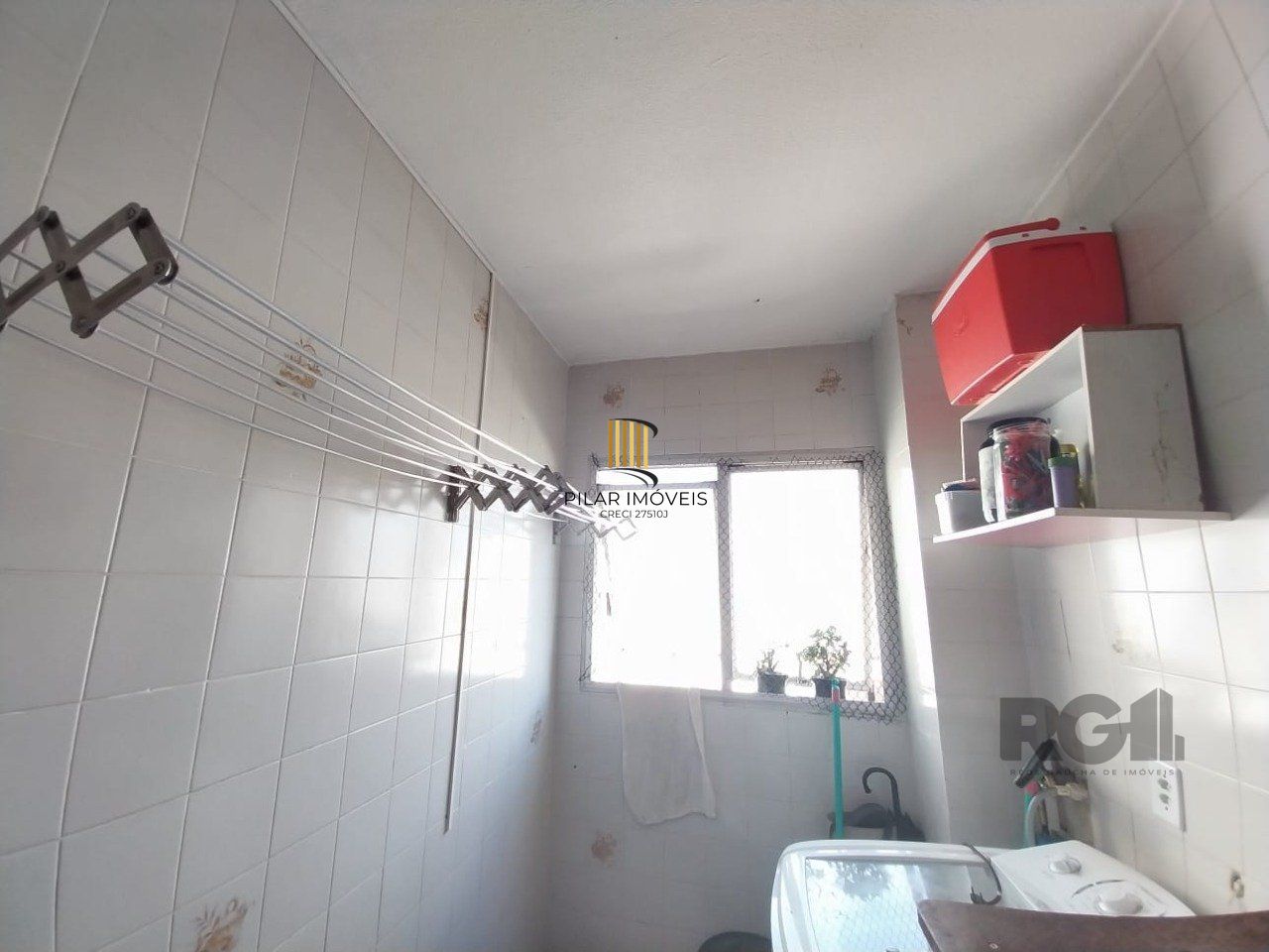 Apartamento 2 dormitórios, 1 vaga, Bairro Vila Cachoeirinha