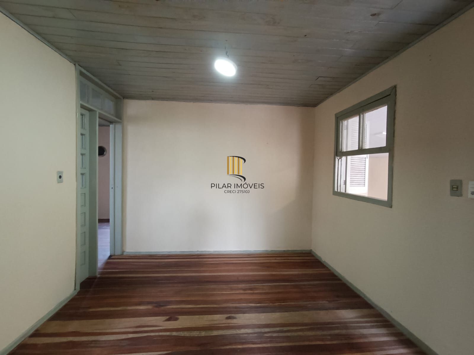 Casa 3 dormitórios no bairro COHAB C