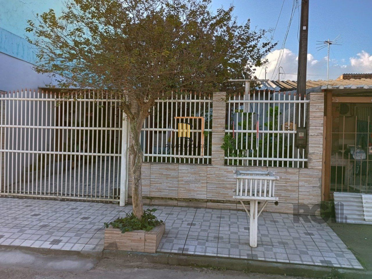 Casa 2 dormitórios, vagas de garagem, Bairro Parque da Matriz - Pilar Imóveis