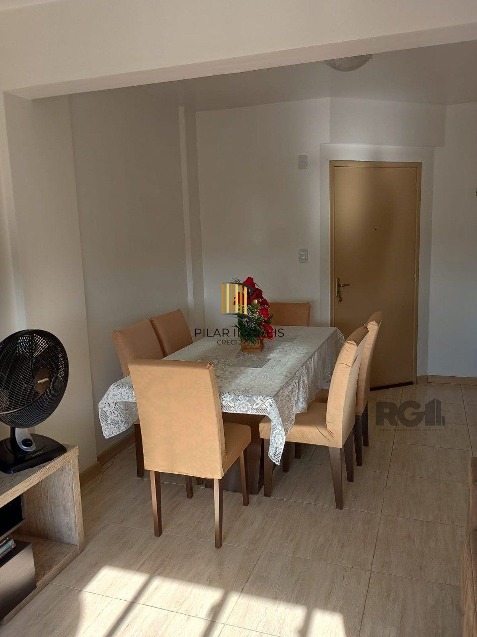 Apartamento semi mobiliado, 1 dormitporio, Bairro Santo Angelo