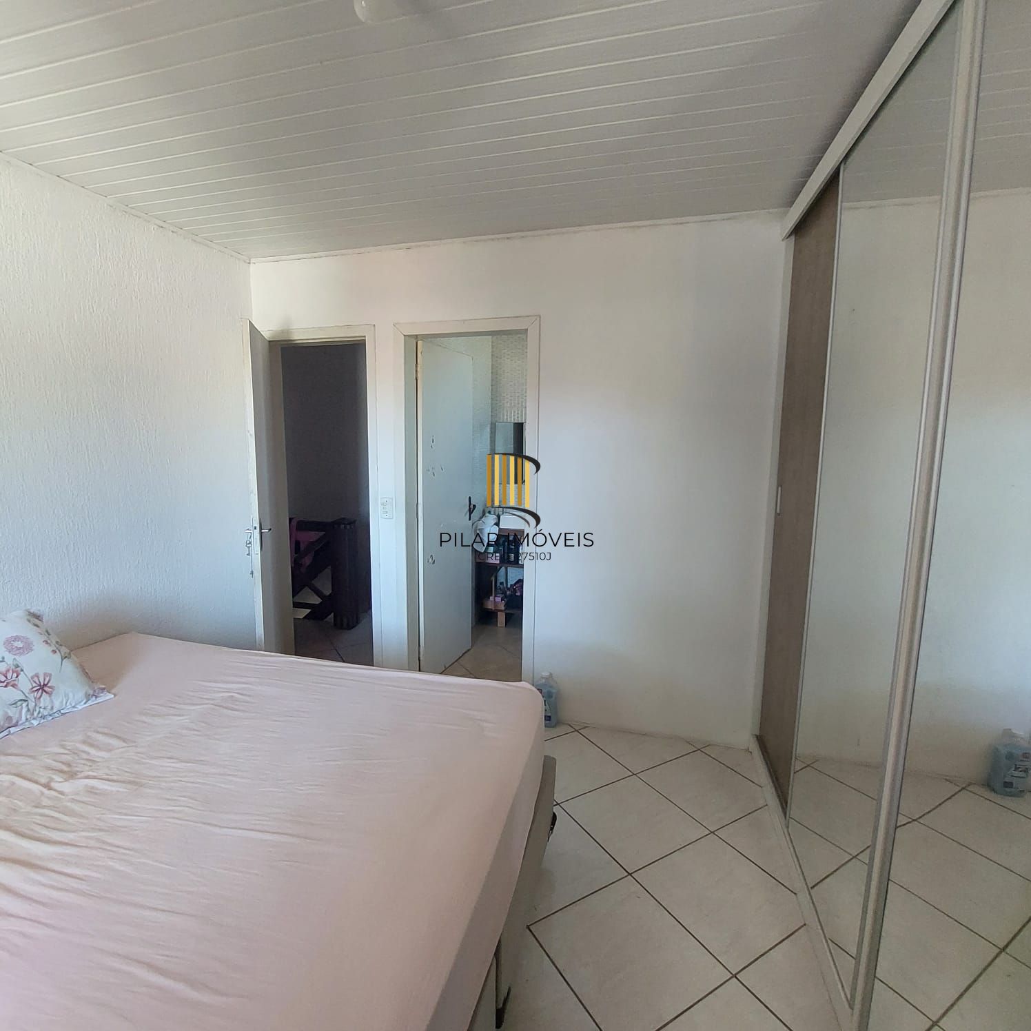 Casa 3 dormitórios, 1 suíte, 1 vaga, Bairro Parque da Matriz