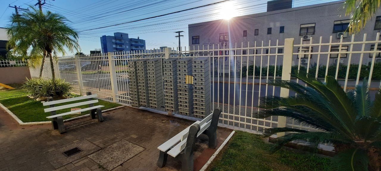 Apartamento semi mobiliado, 3 dormitórios, 1 suíte, vaga de garagem, Bairro  Princesa Izabel
