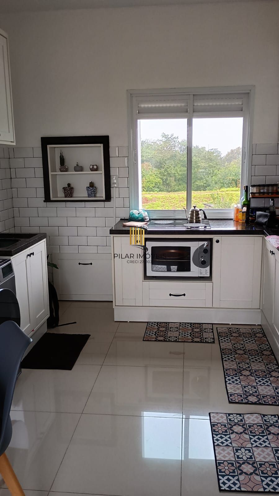 Apartamento 2 dormitórios, 1 vaga, Bairro Veranópolis