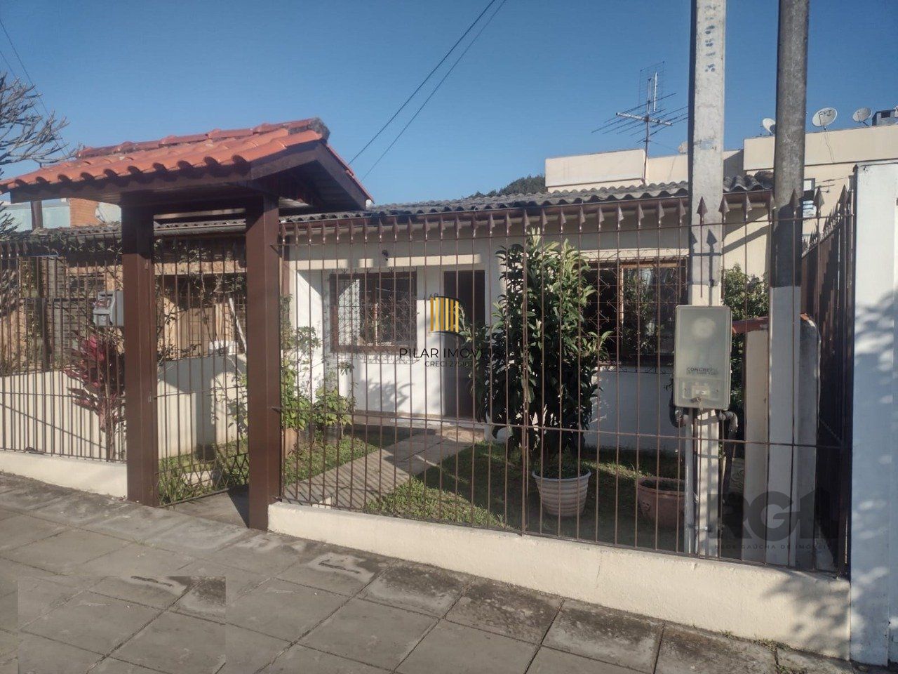 Casa 2 dormitórios, 1 vaga, Bairro Vila Cachoeirinha