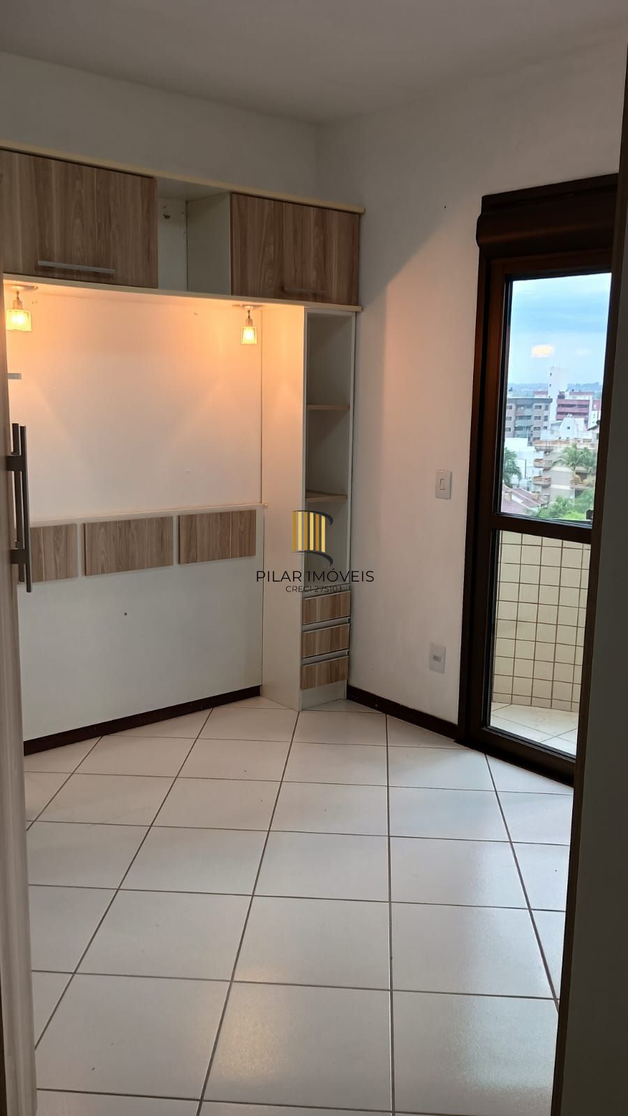 Apartamento 2 dormitórios, 1 vaga, Bairro Eunice Nova
