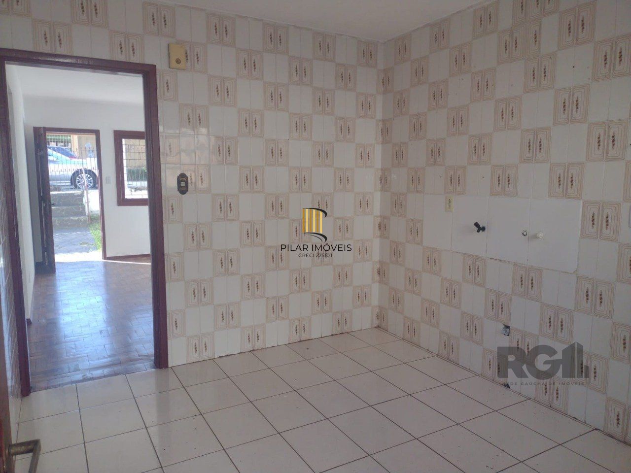 Casa 2 dormitórios, 1 vaga, Bairro Vila Cachoeirinha