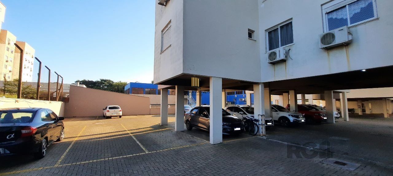 Apartamento semi mobiliado, 3 dormitórios, 1 suíte, vaga de garagem, Bairro  Princesa Izabel