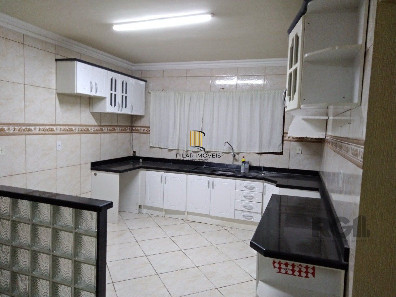 Casa 3 dormitórios, 1 suíte, vaga de garagem, Bairro Princesa Izabel