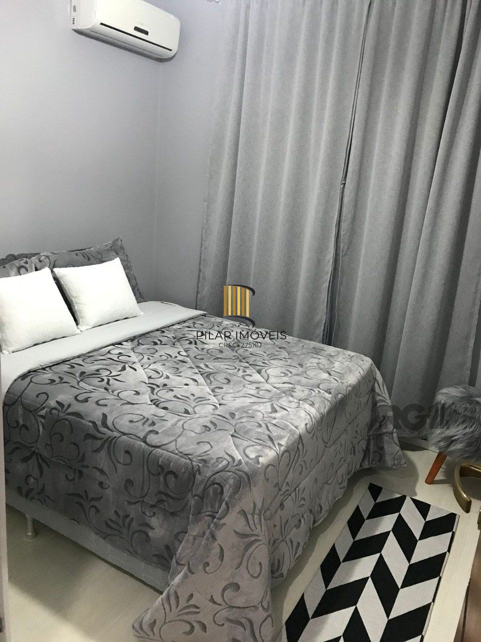 Apartamento cobertura 3 dormitórios, 1 suíte, vaga de garagem, Bairro Vila Cachoeirinha