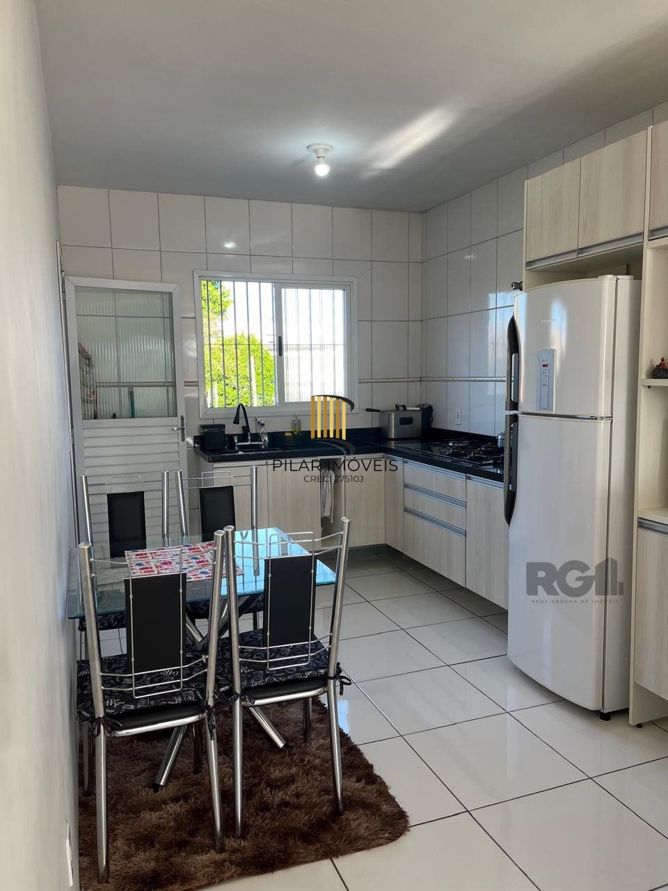 Apartamento 2 dormitórios, 1 vaga, Bairro Jardim América
