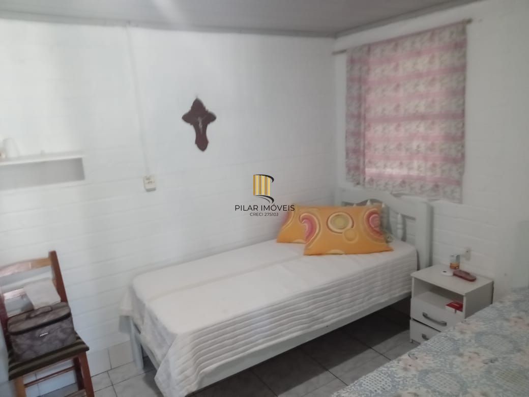Casa 2 dormitórios, 1 suíte, 2 vagas