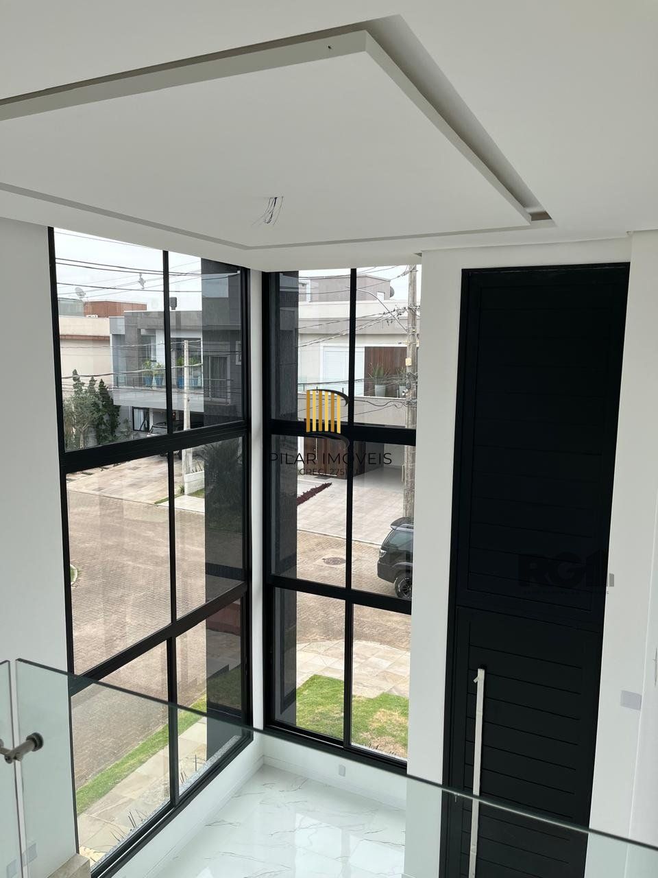 Casa sobrado em condomínio, 3 dormitórios, 1 suíte, 2 vagas, Bairro Central Park