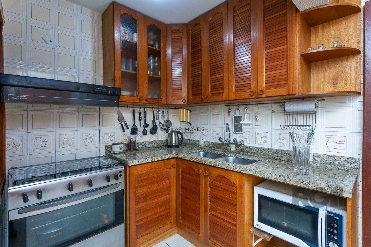 Apartamento semi mobiliado, 3 dormitórios, 1 suíte, vaga de garagem, Bairro Eunice Nova