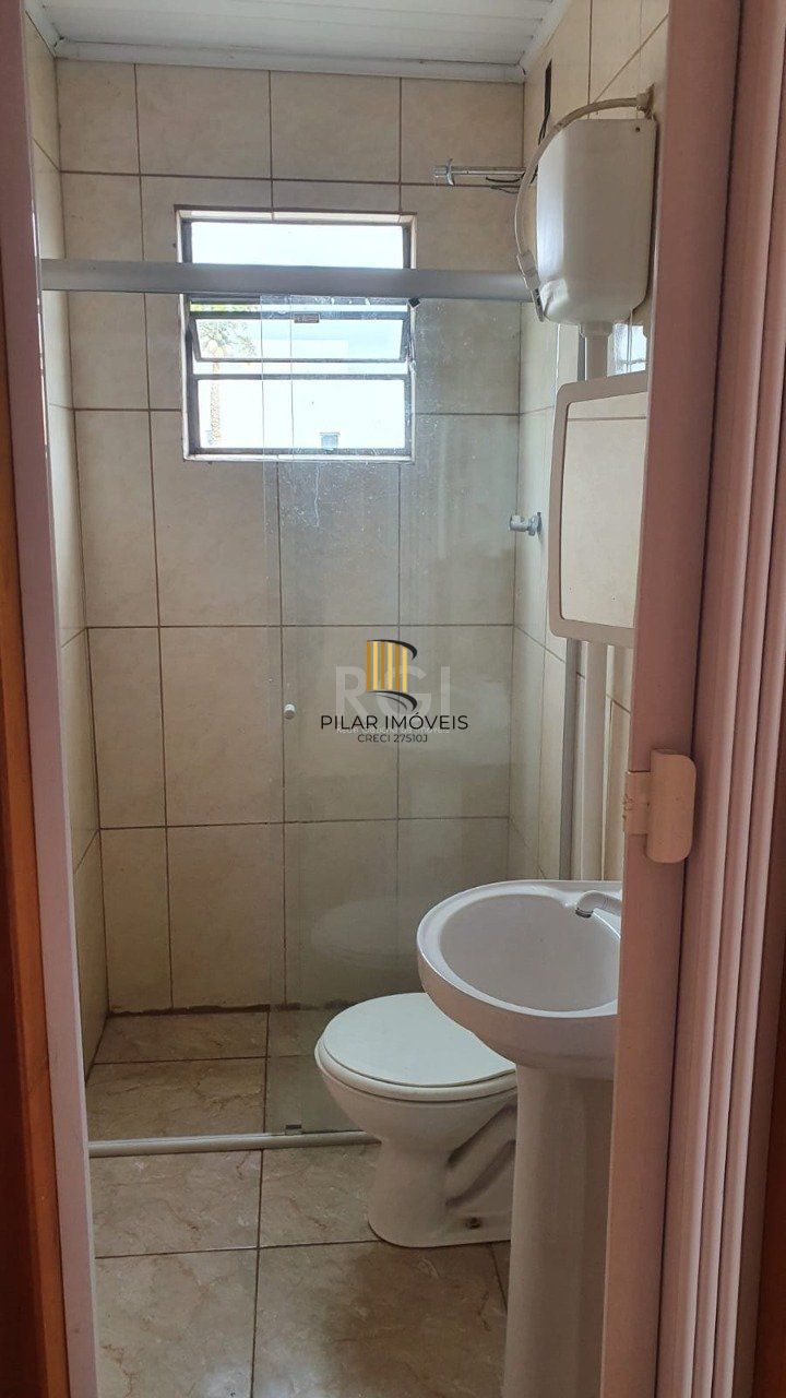 Casa 2 dormitórios, 1 vaga de garagem, Bairro Marechal Rondon