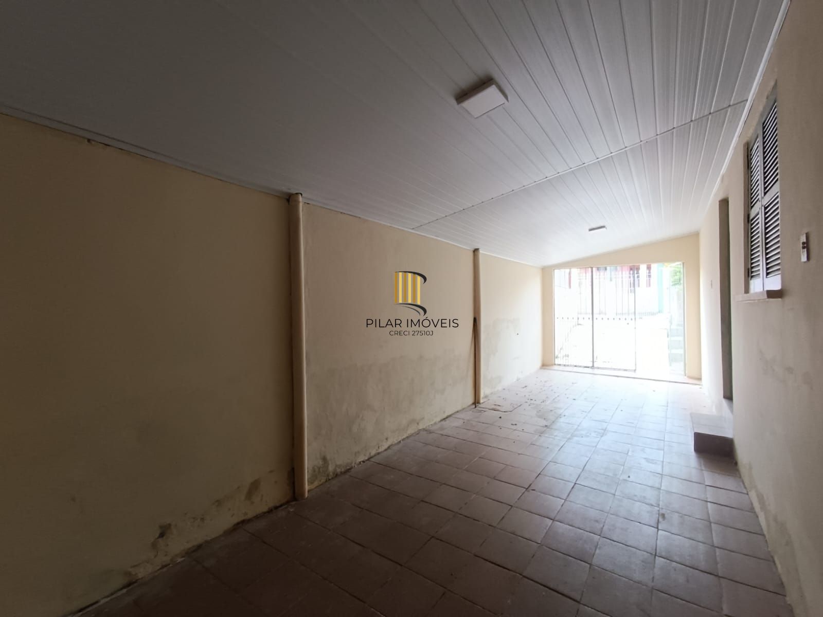 Casa 3 dormitórios no bairro COHAB C