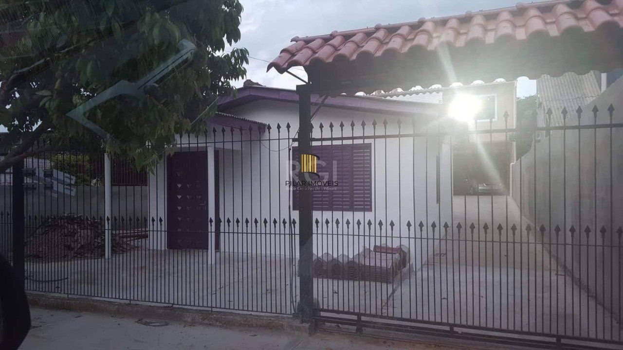 Casa 2 dormitórios, 1 vaga de garagem, Bairro Marechal Rondon