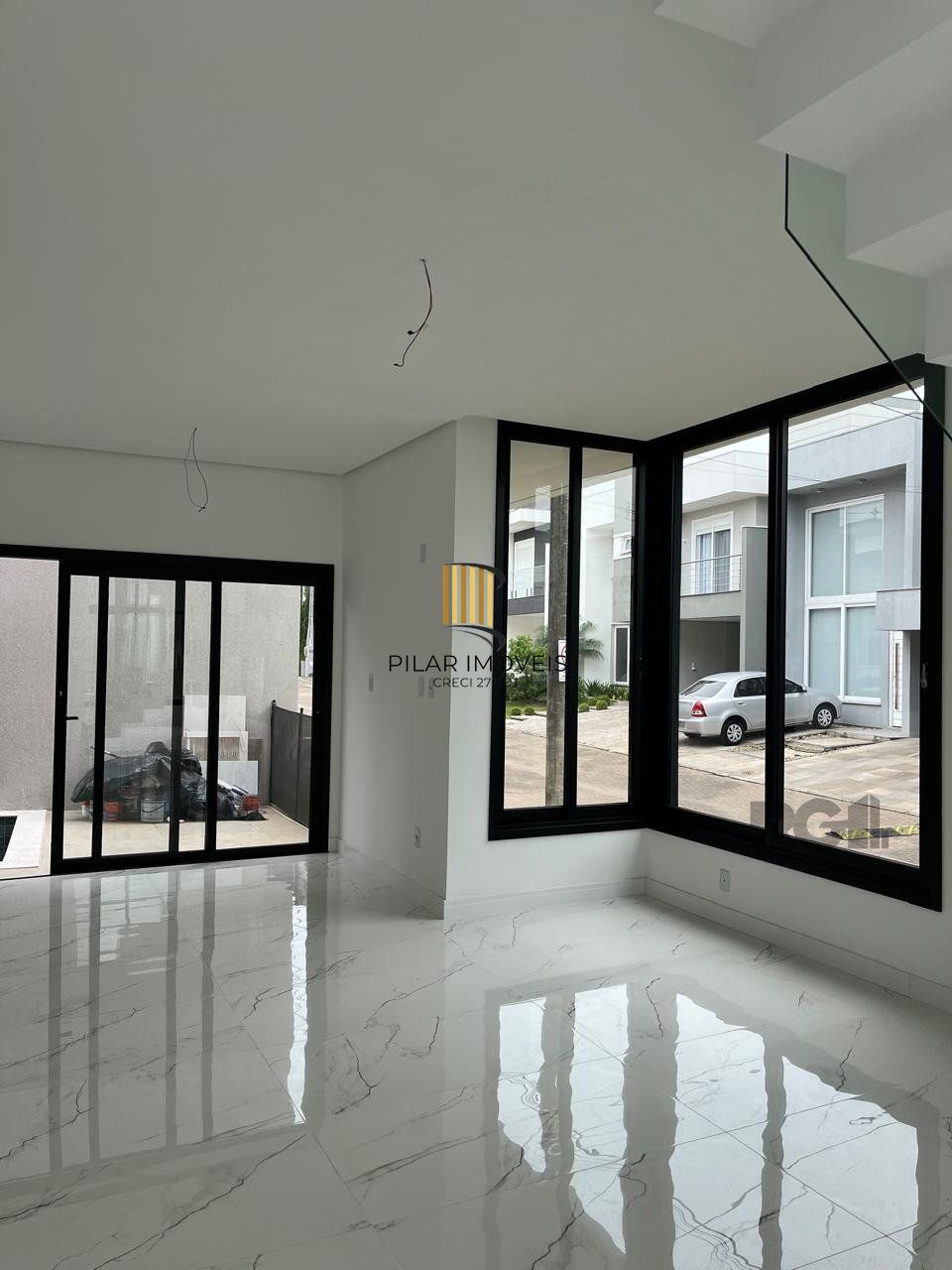 Casa sobrado em condomínio, 3 dormitórios, 1 suíte, 2 vagas, Bairro Central Park