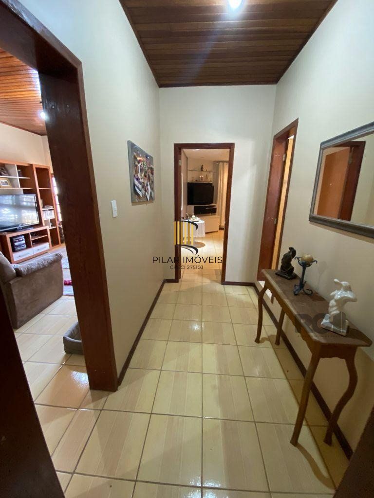casa sobrado 4 dormitórios, 3 vagas de garagem, Bairro Itacolomi