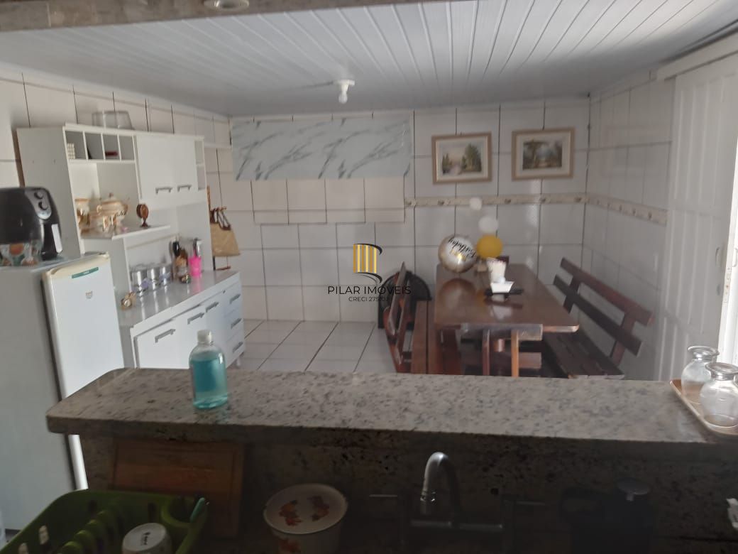 Casa 2 dormitórios, 1 suíte, 2 vagas