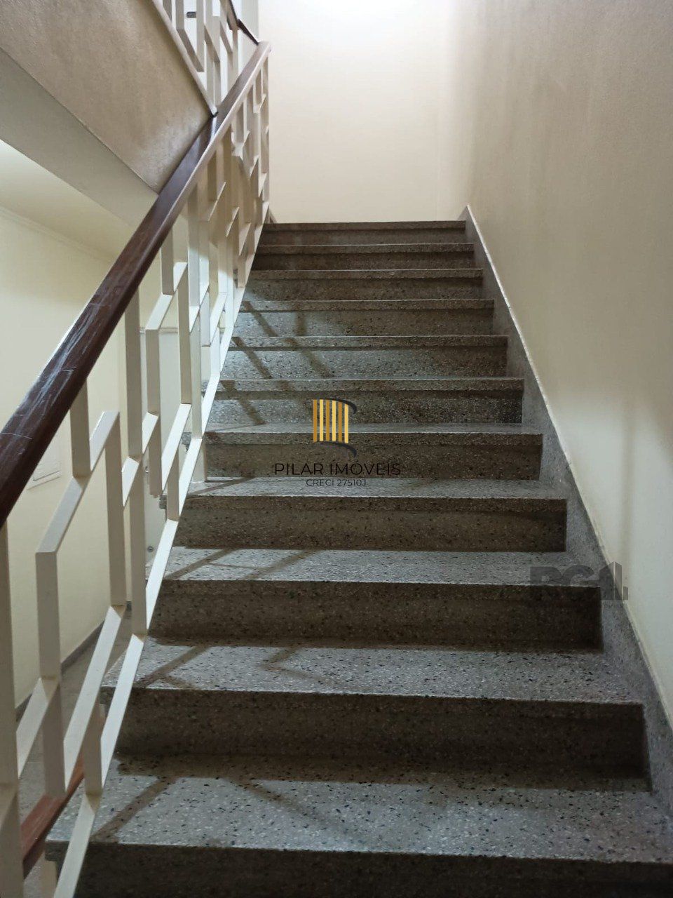 Cobertura para Venda - 137m², 3 dormitórios, sendo 1 suites, 1 vaga - Vila Eunice Nova