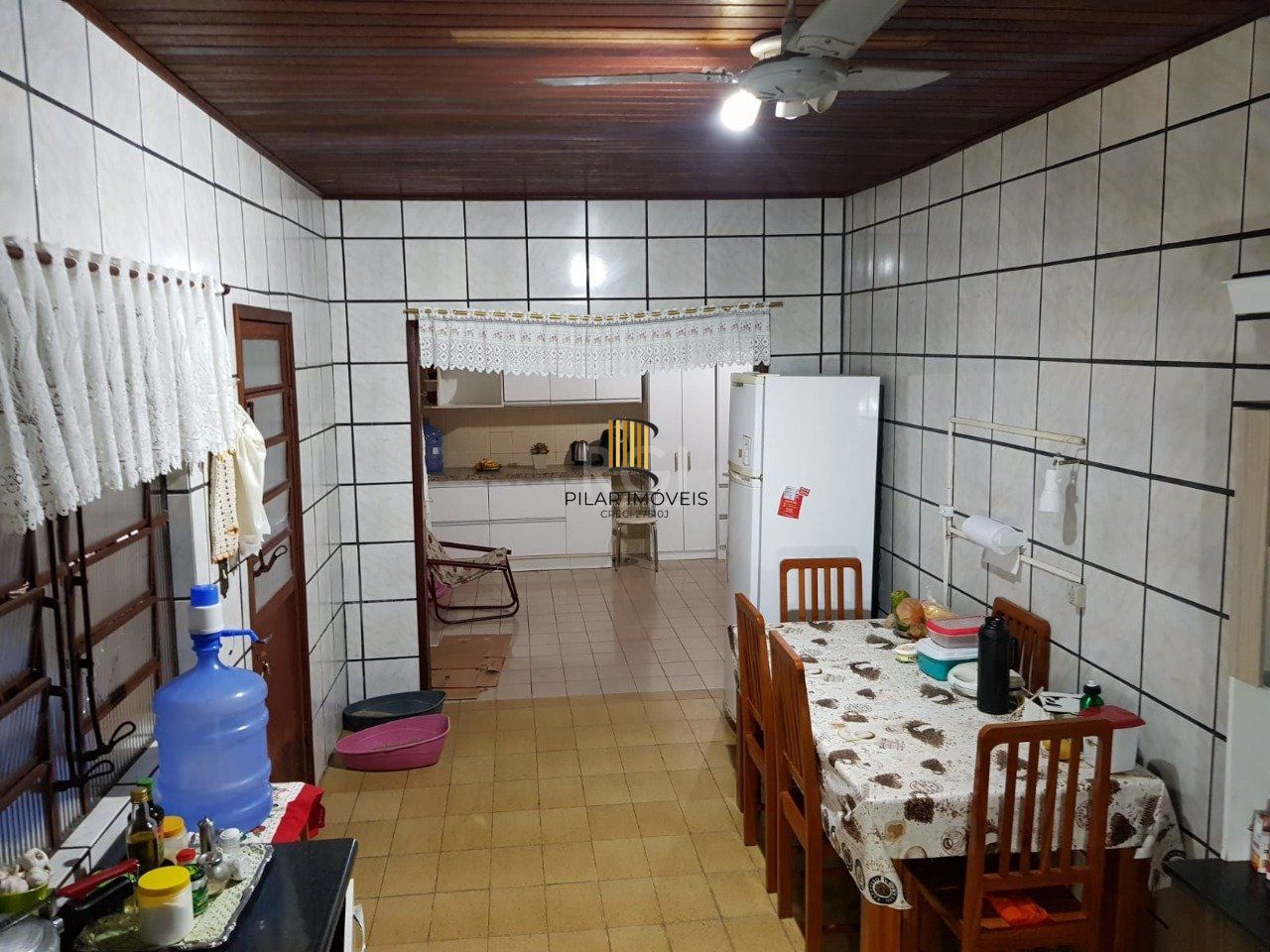 Casa 2 dormitórios, vaga de garagem, Bairro Vila Cachoeirinha