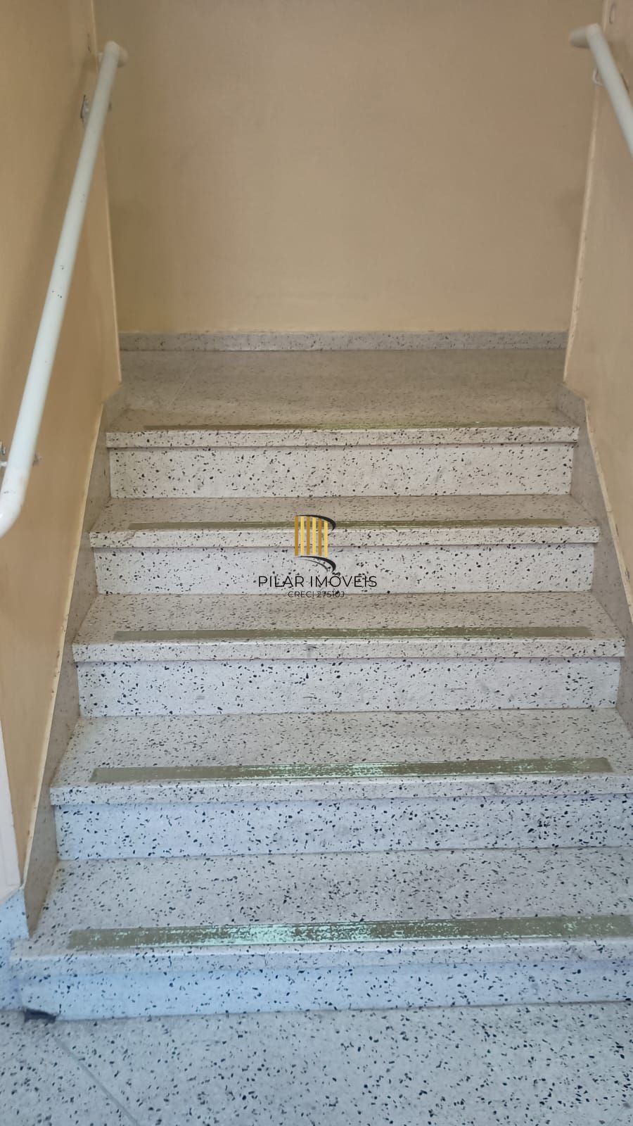 Apartamento 2 dormitórios no bairro Vila Eunice Nova