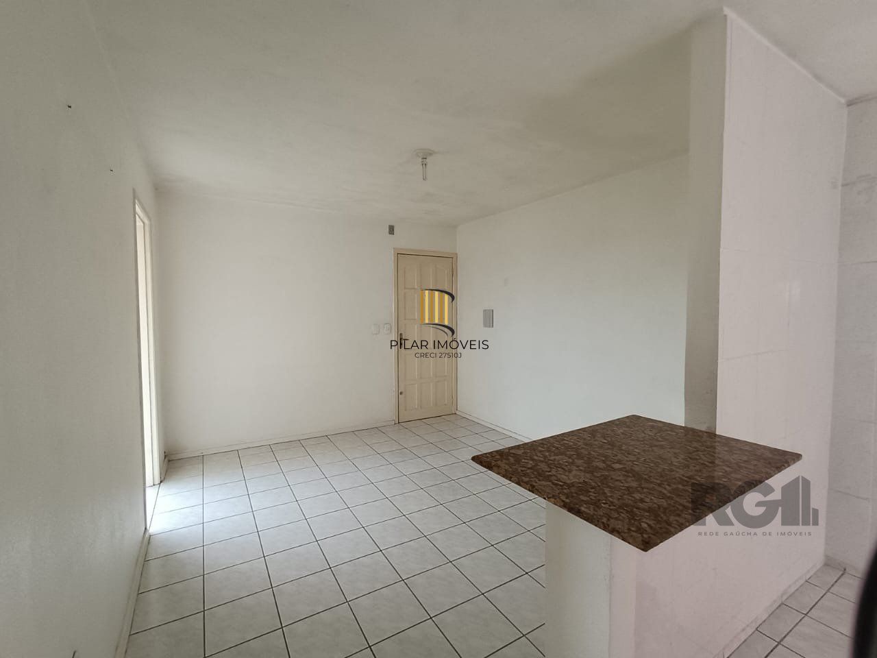 Apartamento 2 dormitórios, vaga de garagem, Bairro Vila Cachoeirinha
