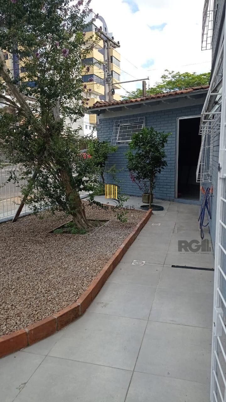 Apartamento térreo, 2 dormitórios, 1 vaga, Bairro   Jardim América     