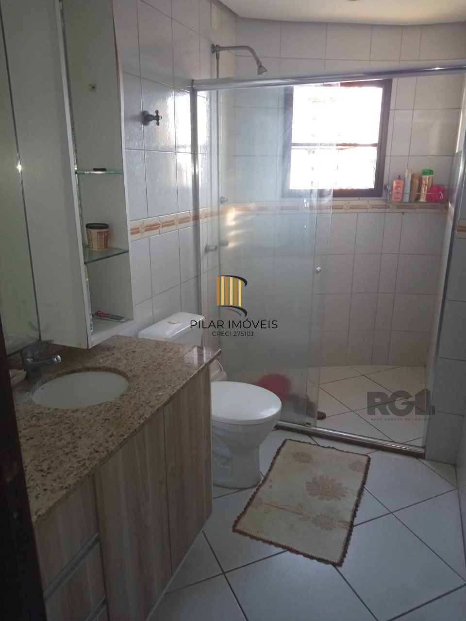 Apartamento semi mobiliado 2 dormitórios, 1 vaga, Bairro Eunice Nova