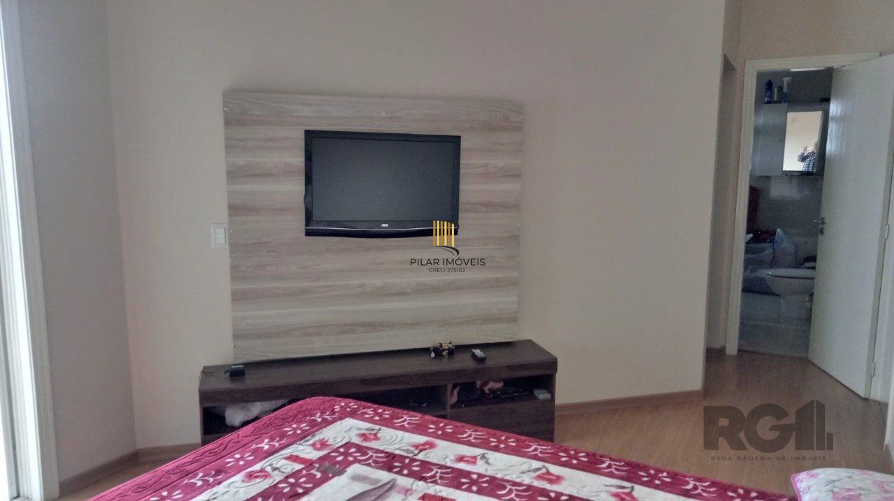 Casa sobrado semi mobiliado, 3 dormitórios, 1 suíte master, vagas de garagem, Bairro Parque da matriz