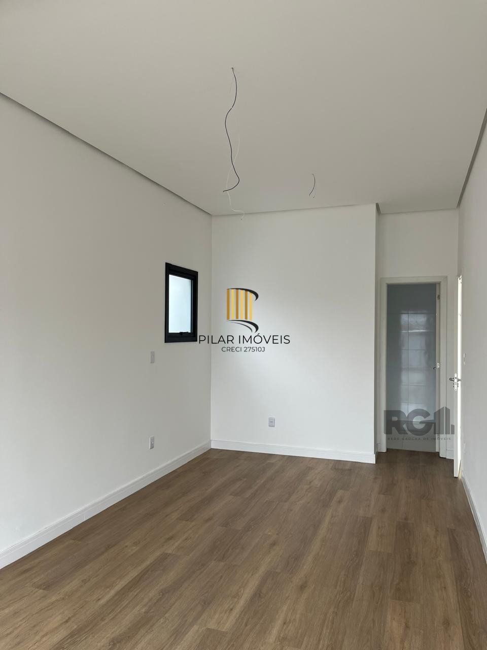 Casa sobrado em condomínio, 3 dormitórios, 1 suíte, 2 vagas, Bairro Central Park