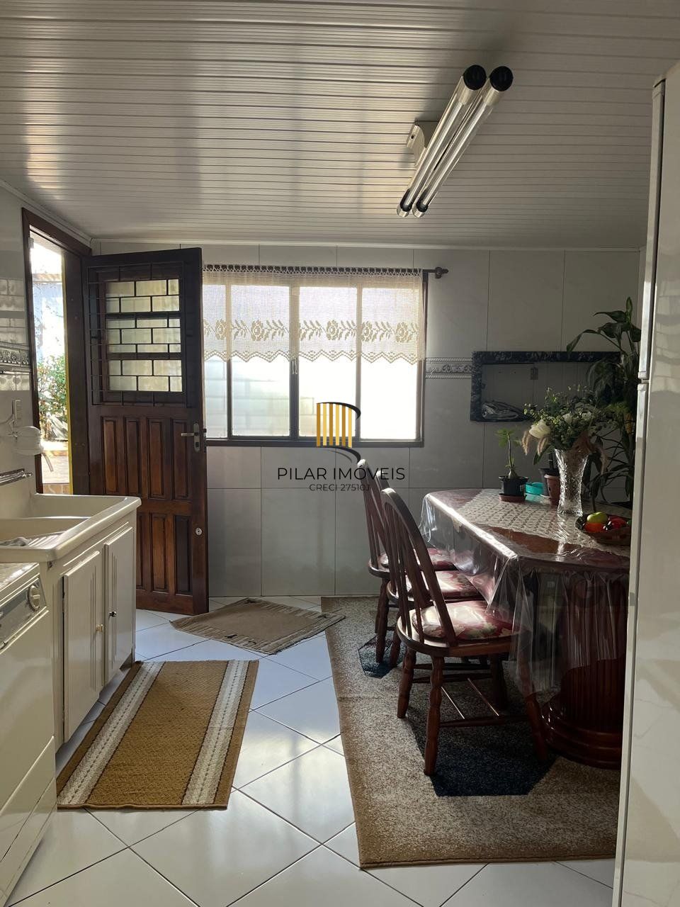 Casa 3 dormitórios, 2 vagas, Bairro Princesa Izabel
