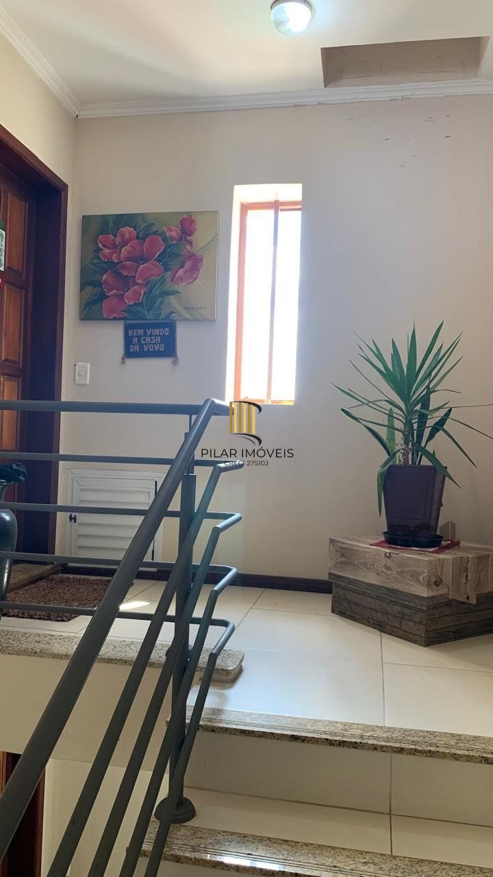 Apartamento semi mobiliado, 2 dormitórios, 1 suíte, 1 vaga, Bairro Vila Marcia
